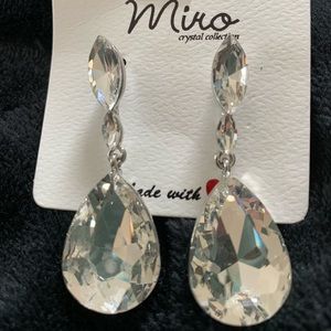Long Crystal earrings